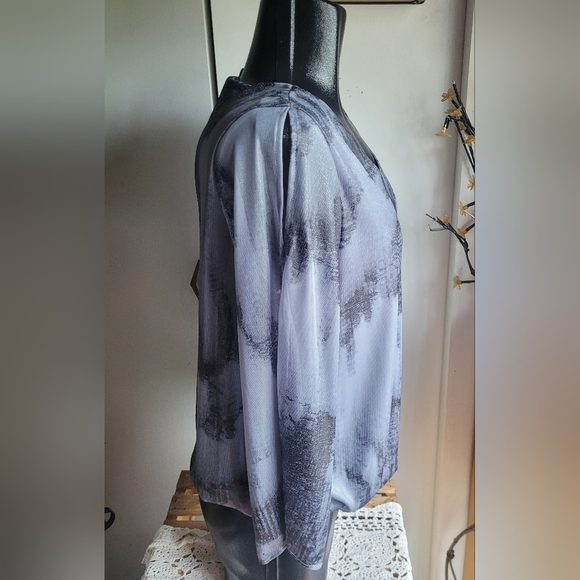 Laura Black and Grey Long Open Sleeve Top L - Picture 2 of 7